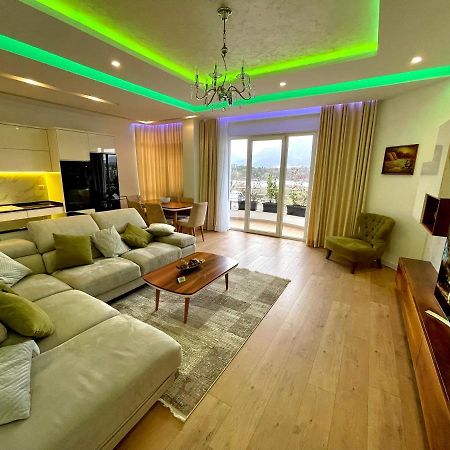 Queen'S Luxury Apartments Lake 티라나 외부 사진