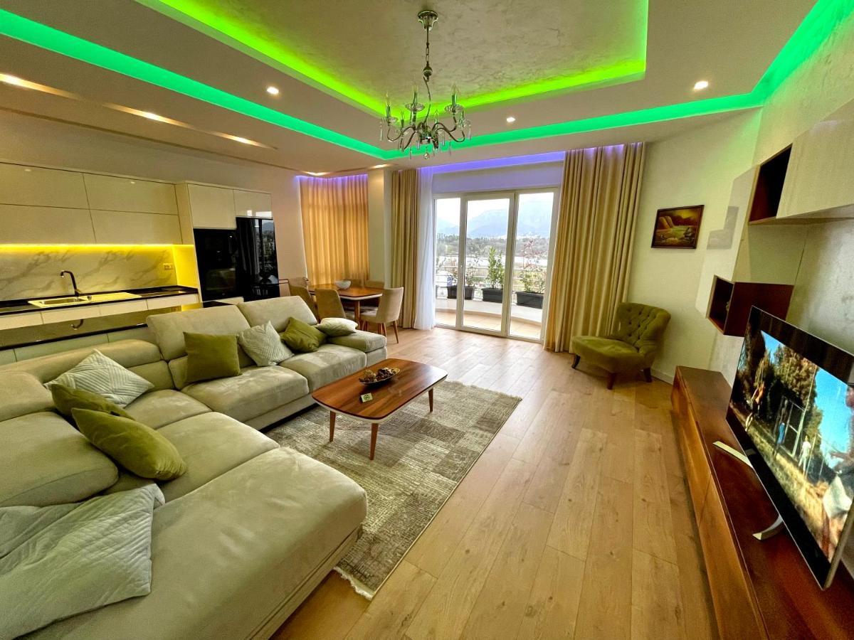 Queen'S Luxury Apartments Lake 티라나 외부 사진
