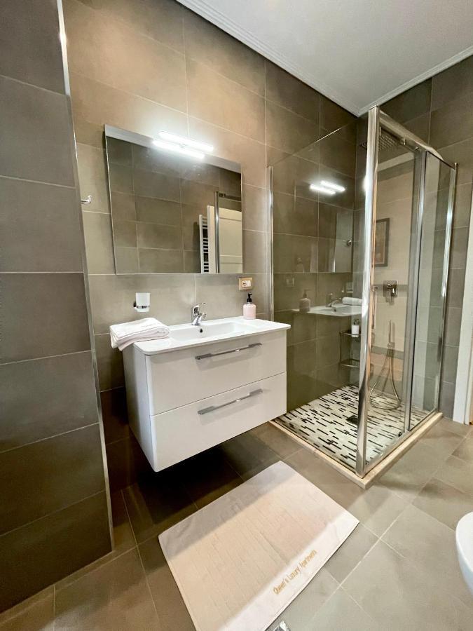 Queen'S Luxury Apartments Lake 티라나 외부 사진