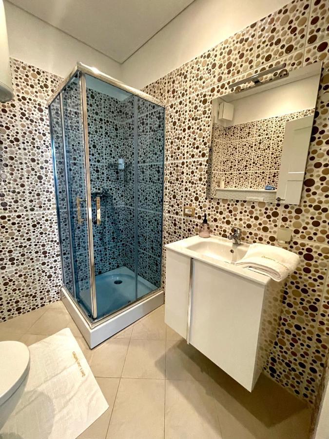 Queen'S Luxury Apartments Lake 티라나 외부 사진